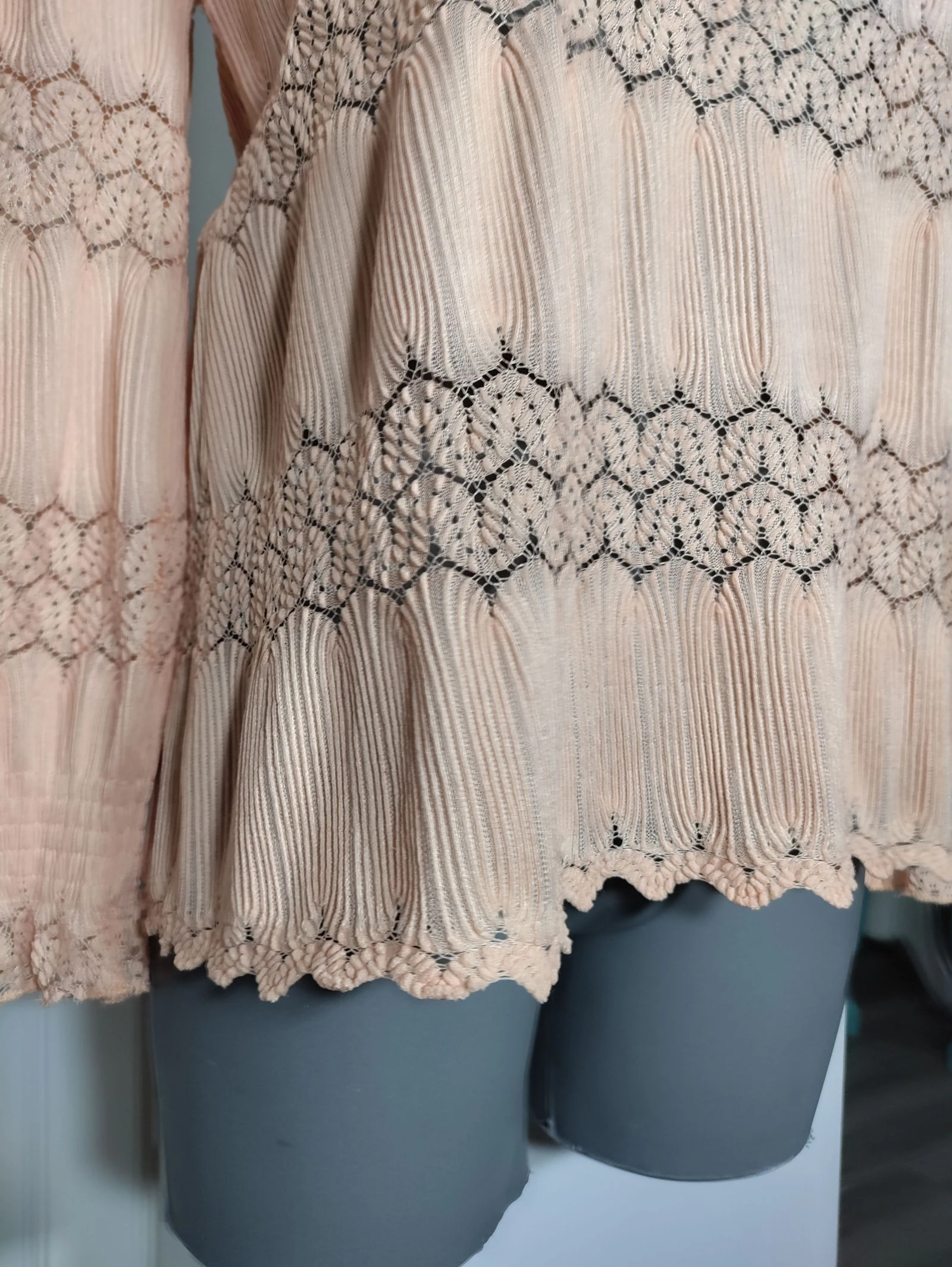 Zalige elastische blouse in zalmkleur May Shining Star met boothals – maat S/M (zie afmetingen) – photo 4